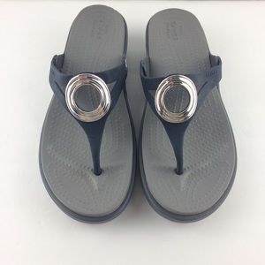 Crocs Women’s Sanrah Beveled Circle Wedge Sandal